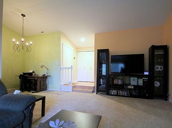 4th image of 178 Brook Ln #178