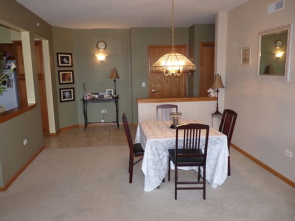 5th image of 1349 E Washington St Unit 606A