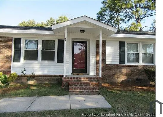 4 bed, 1350 sqft, $2,000 — Photo 2