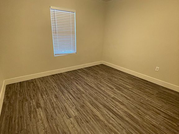 5th image of 6824 N 23rd Ave #1