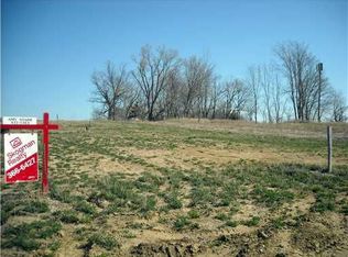 6803 Country Ridge Dr NW, Palo, IA 52324