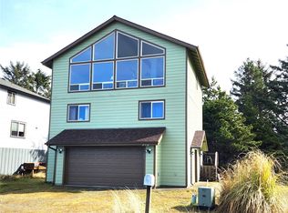 32614 J Pl, Ocean Park, WA
