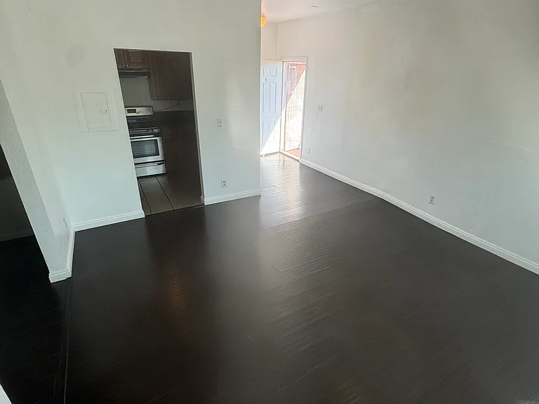 1111 Sunvue Pl #6 — Photo 8