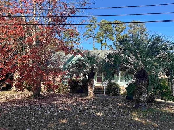 412 Sassanqua Dr., Georgetown, SC 29440