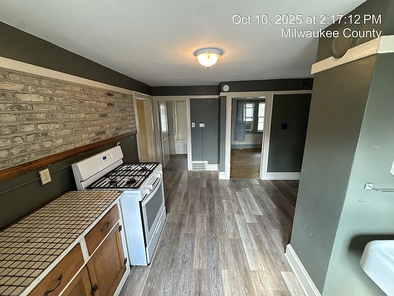 222 N 73rd St #A — Photo 5