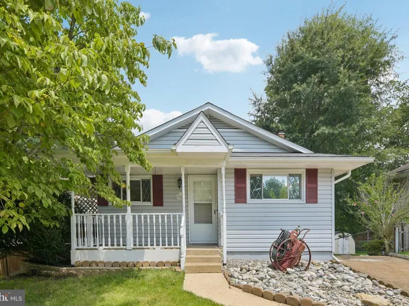 3004 Jamestown Ct, Woodbridge, VA 22192