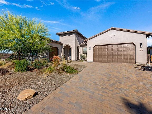 3rd image of 13452 W BLACKSTONE Lane