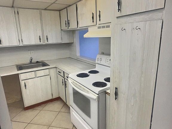 3rd image of 3210 Holiday Springs Boulevard #112