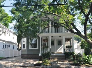 186 10th St, Providence, RI 02906