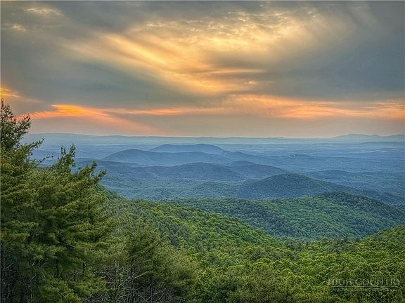 5th image of 785 Eagles Nest Lane