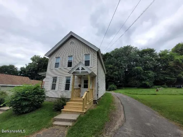 121 Brooklyn St, North Adams, MA 01247