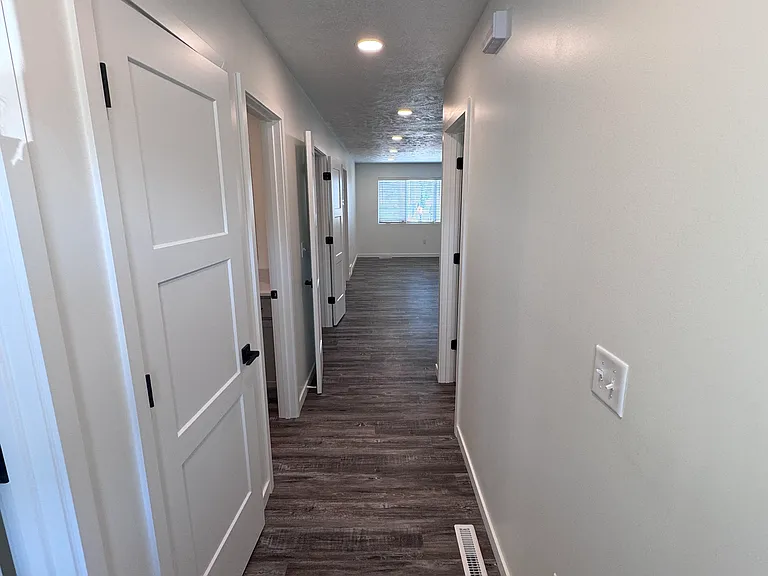 202 E Plum St #1 — Photo 19