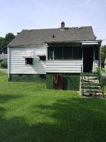 2nd image of 661 Glendale Ave