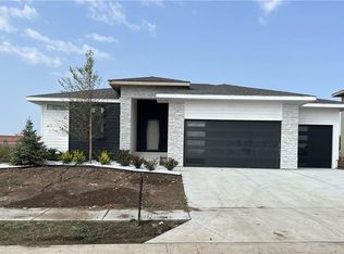 29548 W 196th St, Gardner, KS 66030