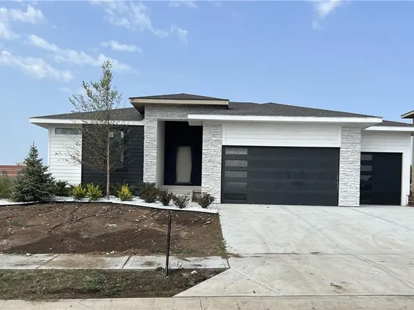 29548 W 196th St, Gardner, KS 66030