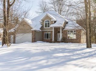 6409 Red Oak Ct, Weston, WI 54476