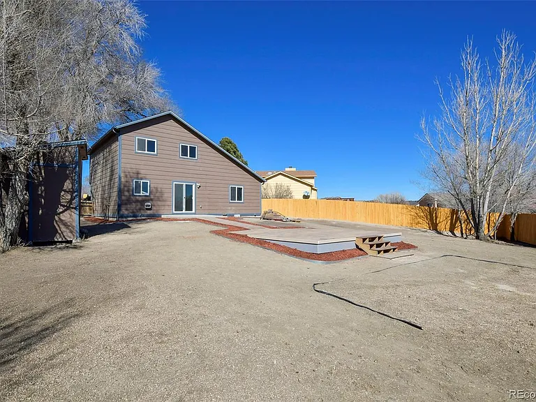 120 Fence Post Ct — Photo 18