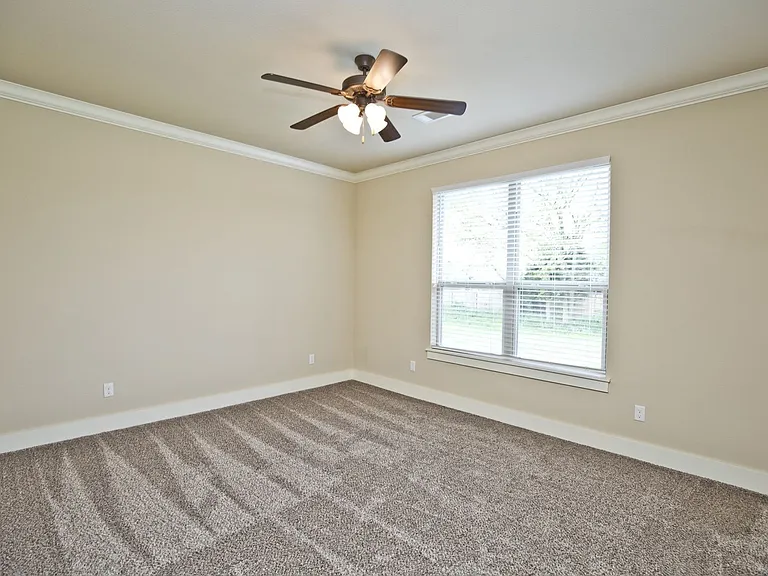 108 Alder St — Photo 11