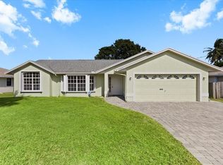 2923 SE Bella Rd, Port Saint Lucie, FL 34984