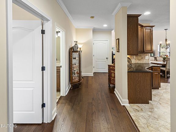 3rd image of 847 Meadow Walk Ln