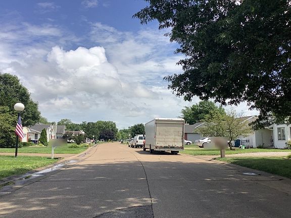 4th image of 19 N Norman Ave