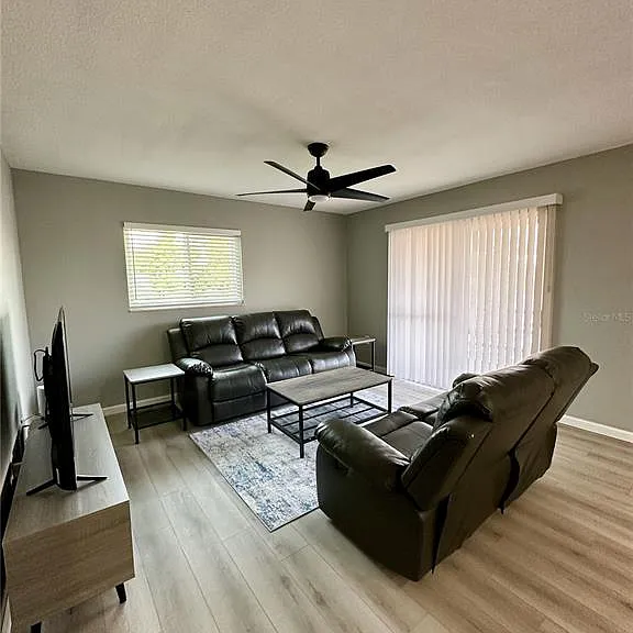 460 Base Ave E #129 — Photo 8