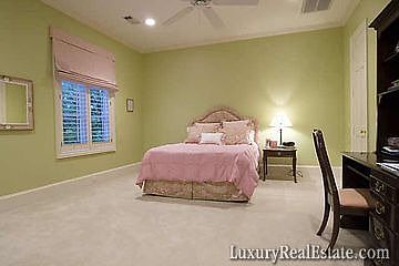 4th image of 5416 Sugar Hill Dr