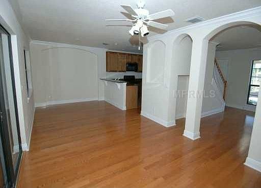 4th image of 632 Yardarm Dr #16