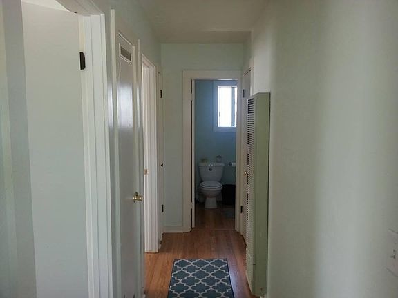 3rd image of 498 Saint Louis Ave