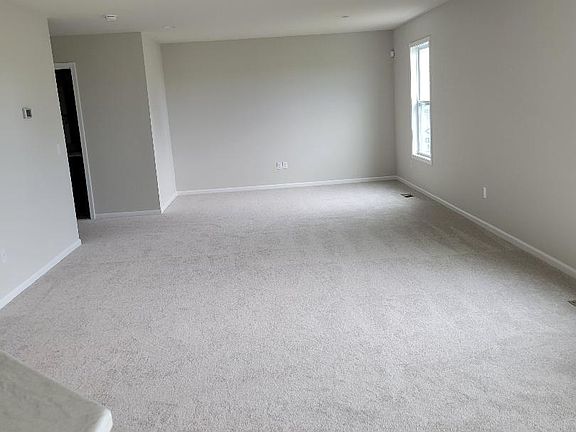 3rd image of 254 Brescia Dr