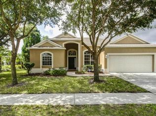 6802 Regents Village Way, Apollo Beach, FL 33572