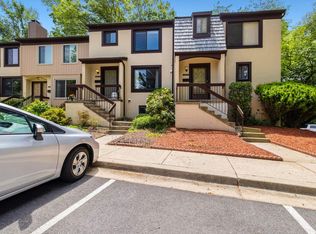 10612 Muirfield Dr, Potomac, MD 20854