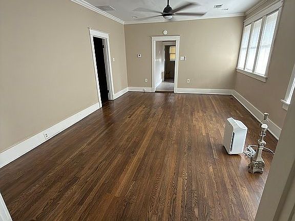 5th image of 3538 Midland Ave
