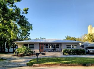 3217 W Lawn Ave, Tampa, FL 33611