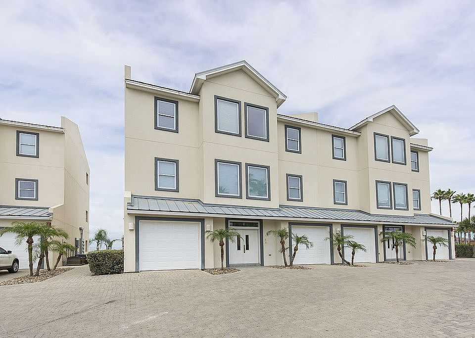 1st image of 100 Harbor Dr #3-2