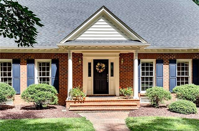 1st image of 6 Clarke Ct
