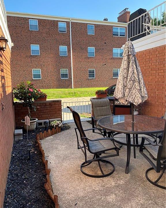2nd image of 2835 Pease Dr #D407