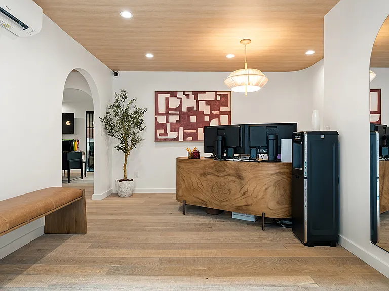 Casa De Marina Apartments — Photo 52