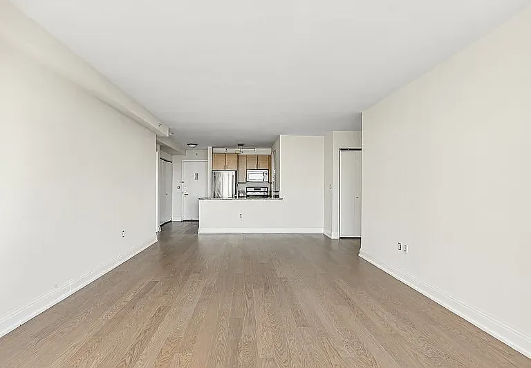 125 W 31st St #G — Photo 3