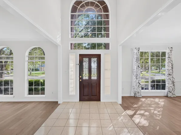 1727 Emma Cove Ct, Sugar Land, TX 77479