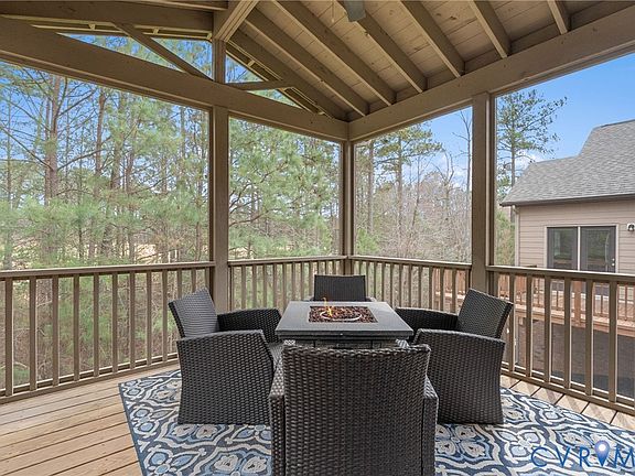5th image of 5365 Villa Green Ct