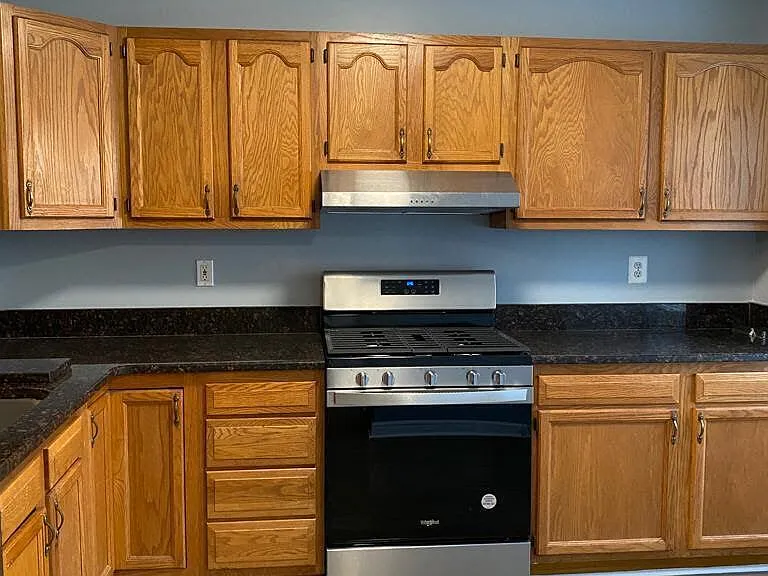 105 Climbing Ivy Ct — Photo 4
