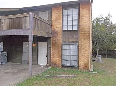 1st image of 611 Bracewood Cir APT B