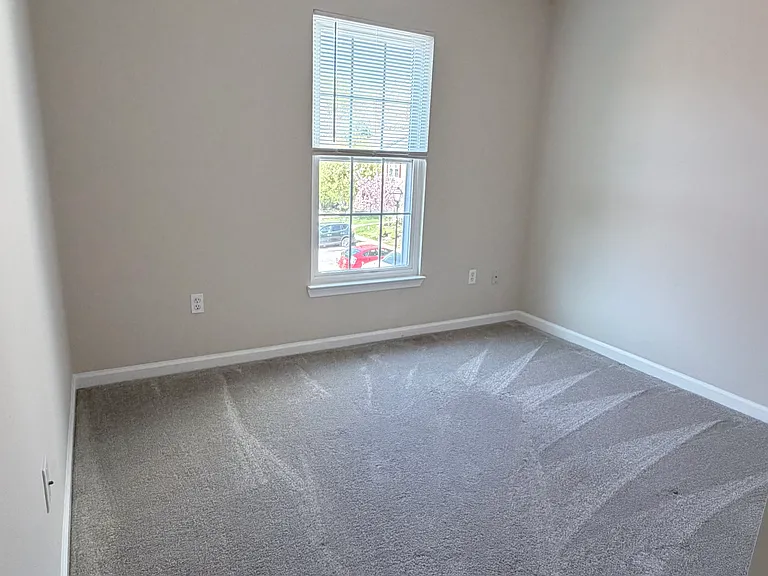 8732 Cresthill Ct — Photo 11