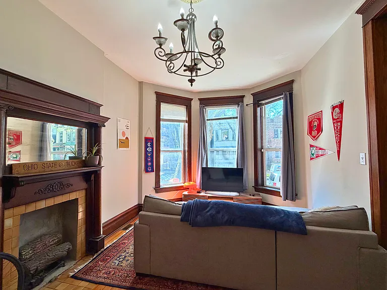 1016 W Oakdale Ave #1 — Photo 3