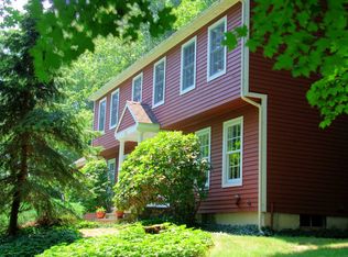 42 Huntingtown Rd, Newtown, CT 06470