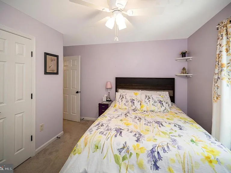 64 Blossom Wood Ct — Photo 28