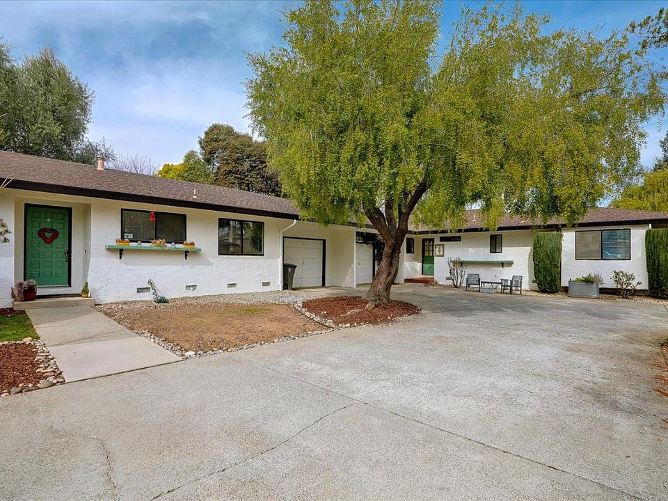 1st image of 15340 Calle Enrique