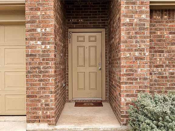 5th image of 501 Luna Vista Dr