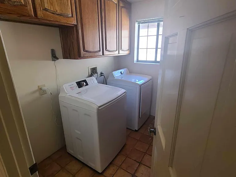 24451 Oaktree Ct — Photo 7